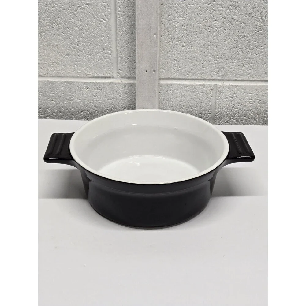 Cuisinart Chef's Classic Ceramic Stoneware Black Bakeware Baker 1.5 Qt